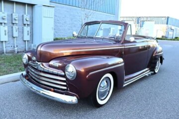 1946 Ford Super Deluxe