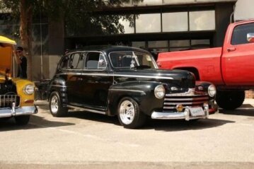 1946 Ford Super Deluxe