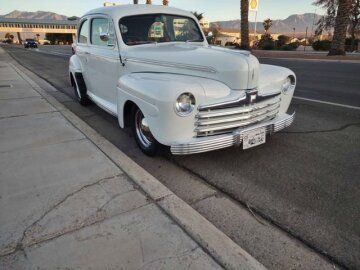 1946 Ford Super Deluxe