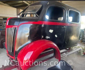 1947 Ford Custom