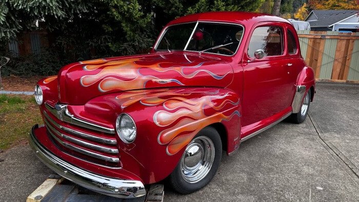1947 Ford Deluxe