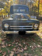Thumbnail Photo 2 for 1950 International Harvester L110