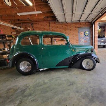 1951 Ford Anglia