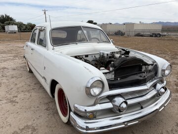 1951 Ford Custom Deluxe