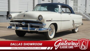 1953 Ford Crestline