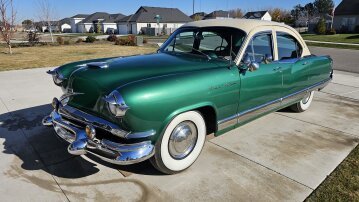 1953 Kaiser Manhattan