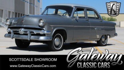Photo 1 for 1954 Ford Crestline
