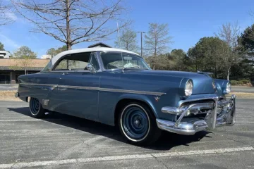 1954 Ford Crestline