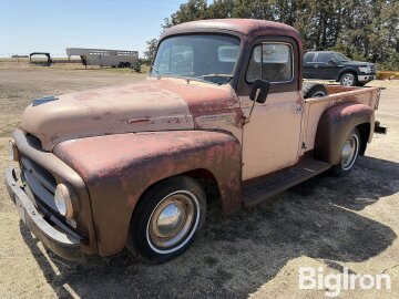 1954 International Harvester R-100