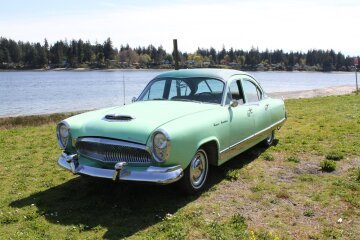 1954 Kaiser Manhattan