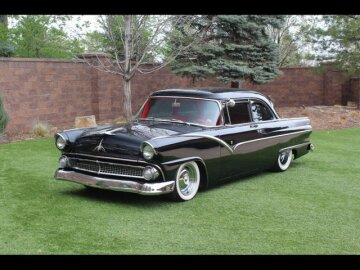 1955 Ford Fairlane