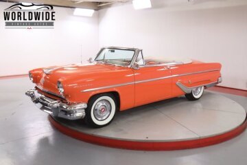 1955 Lincoln Capri