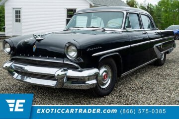 1955 Lincoln Capri