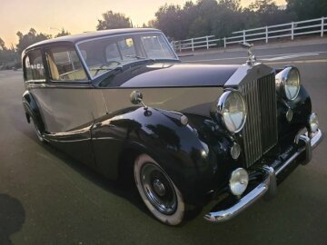 1955 Rolls-Royce Silver Wraith