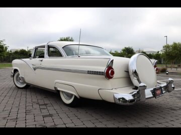 1956 Ford Fairlane