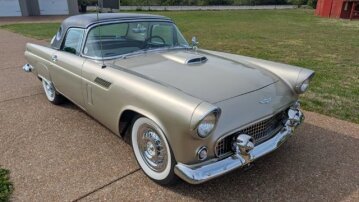 1956 Ford Thunderbird