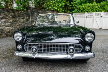 1956 Ford Thunderbird