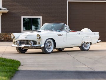 1956 Ford Thunderbird