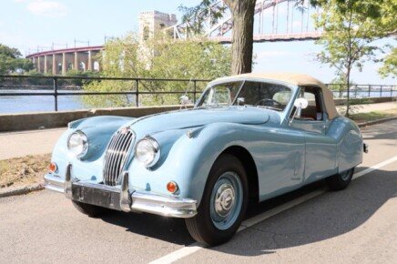 Photo 1 for 1956 Jaguar XK 140