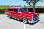 Thumbnail Photo 2 for 1957 Chevrolet Nomad