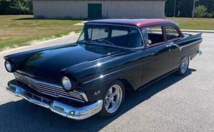 Photo 1 for 1957 Ford Custom