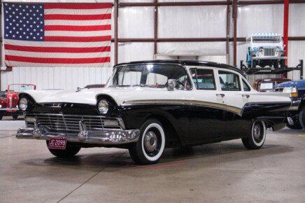 Photo 1 for 1957 Ford Custom