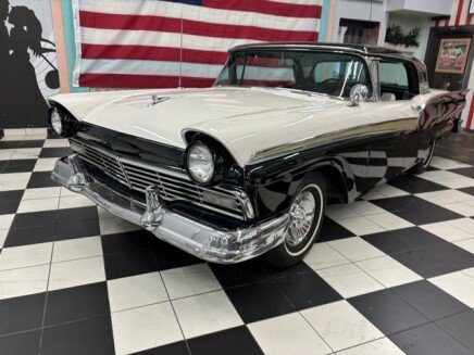 Photo 1 for 1957 Ford Fairlane