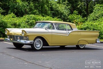 1957 Ford Fairlane