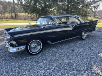 1957 Ford Fairlane