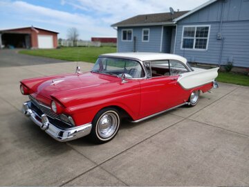 1957 Ford Fairlane