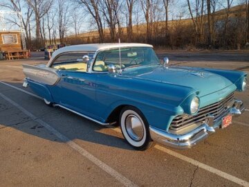 1957 Ford Fairlane
