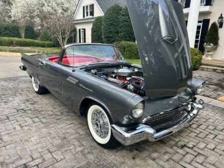 Photo 1 for 1957 Ford Thunderbird