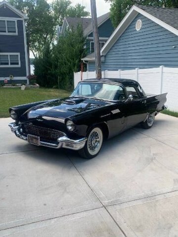 1957 Ford Thunderbird