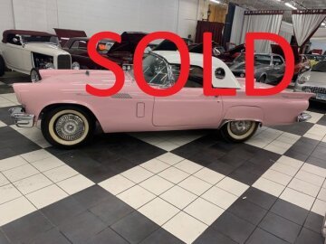 1957 Ford Thunderbird