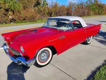 1957 Ford Thunderbird