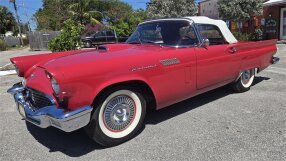 1957 Ford Thunderbird