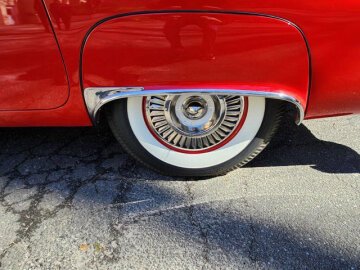 1957 Ford Thunderbird