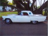 1957 Ford Thunderbird