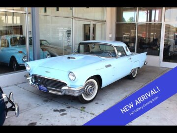 1957 Ford Thunderbird