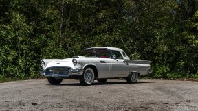 1957 Ford Thunderbird