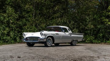 1957 Ford Thunderbird