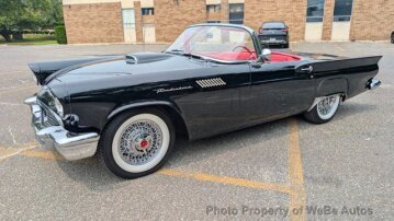 1957 Ford Thunderbird