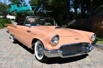 1957 Ford Thunderbird
