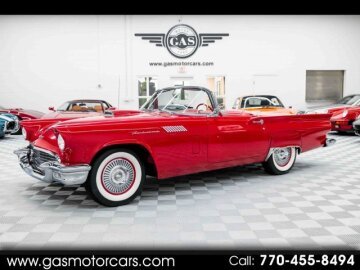 1957 Ford Thunderbird