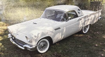 1957 Ford Thunderbird