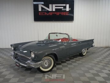 1957 Ford Thunderbird