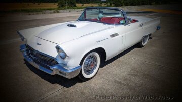 1957 Ford Thunderbird