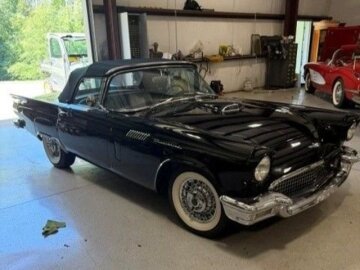 1957 Ford Thunderbird