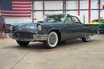 1957 Ford Thunderbird