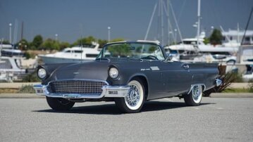 1957 Ford Thunderbird